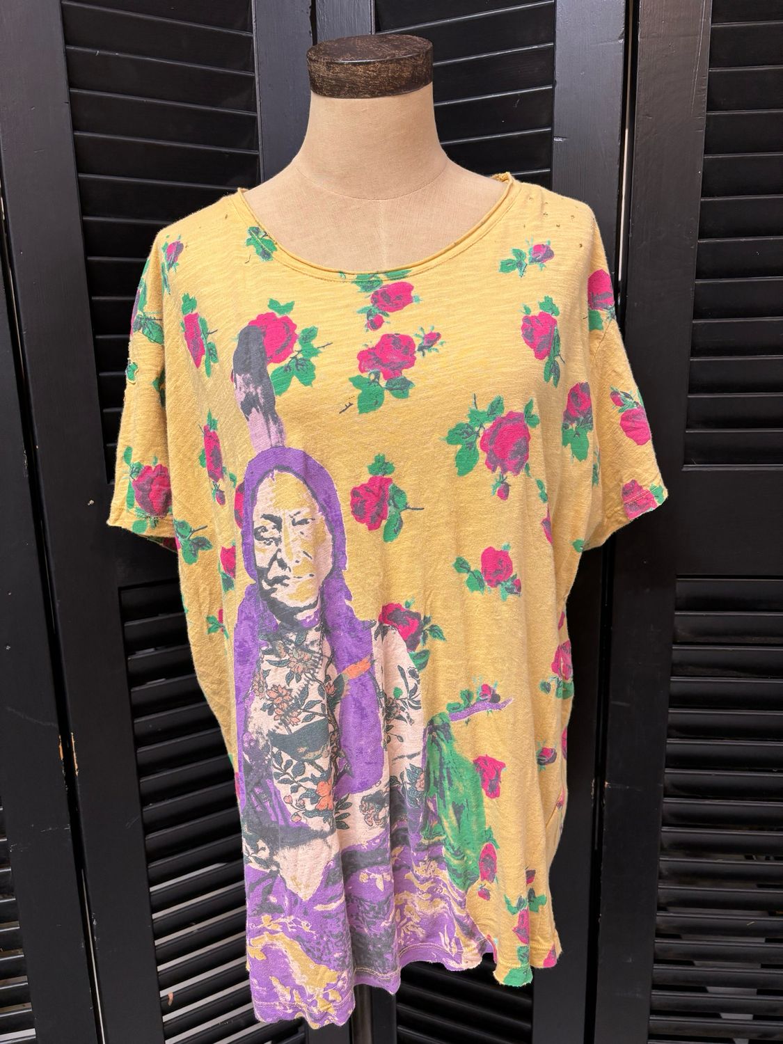 Magnolia Pearl | Soul of Yellow Roses Tshirt | Top 2673 | Summer Rose