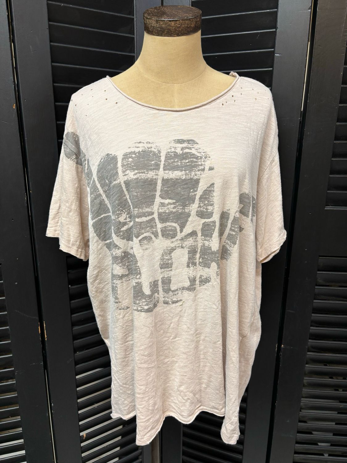 Magnolia Pearl | Hang Loose Tshirt | Top 882 | Faded Lilac