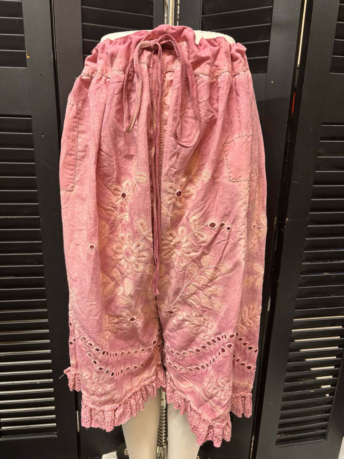 Magnolia Pearl | Chrysi Bloomers | Bloomer 240 | Faded Beet