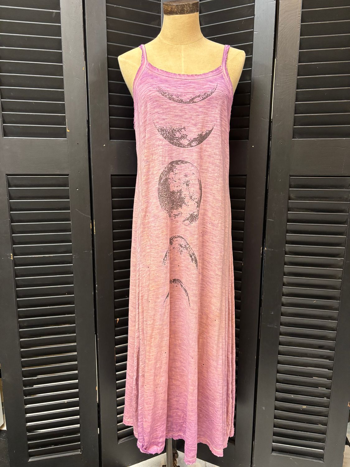 Magnolia Pearl | Master of Time Lana Tank Dress | Dress 973 | Purple Boba