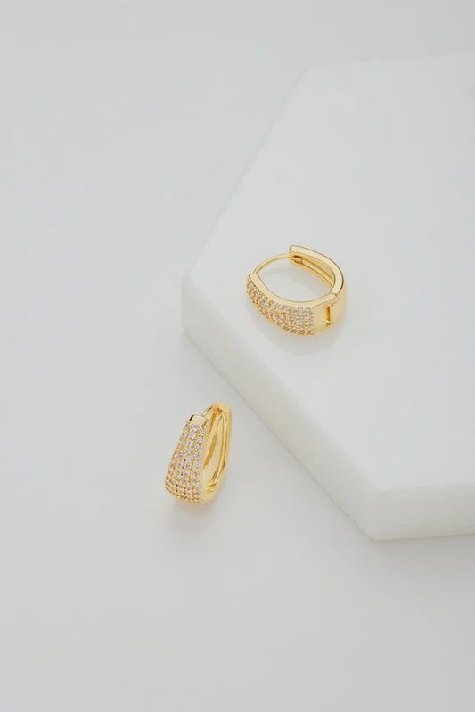 Zafino - Claudia Hoop Earrings. Gold