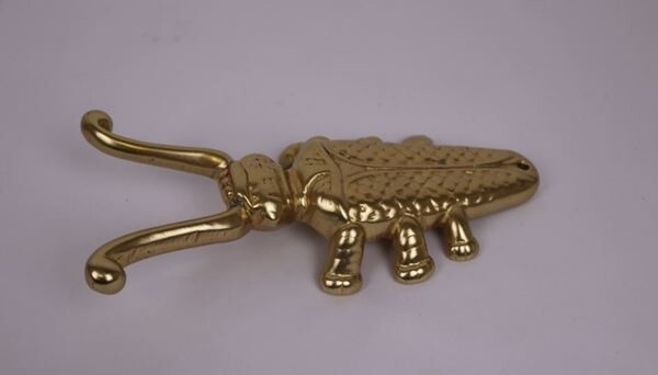 BEETLE BOOT JACK BRASS