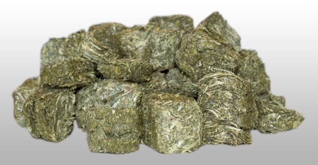 RABBIT &amp; GUINEA PIG LUCERNE/OATEN CUBES 1KG