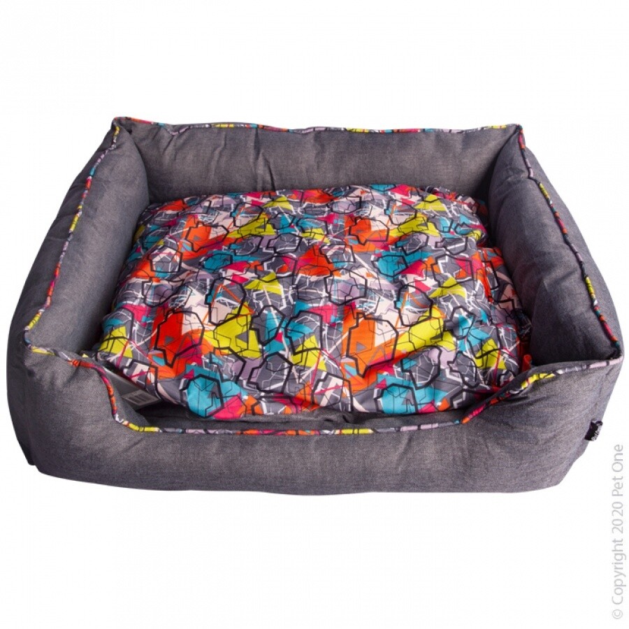 BEDDING CLASSIC LOUNGER 65X55X17.5 GRAFFITI