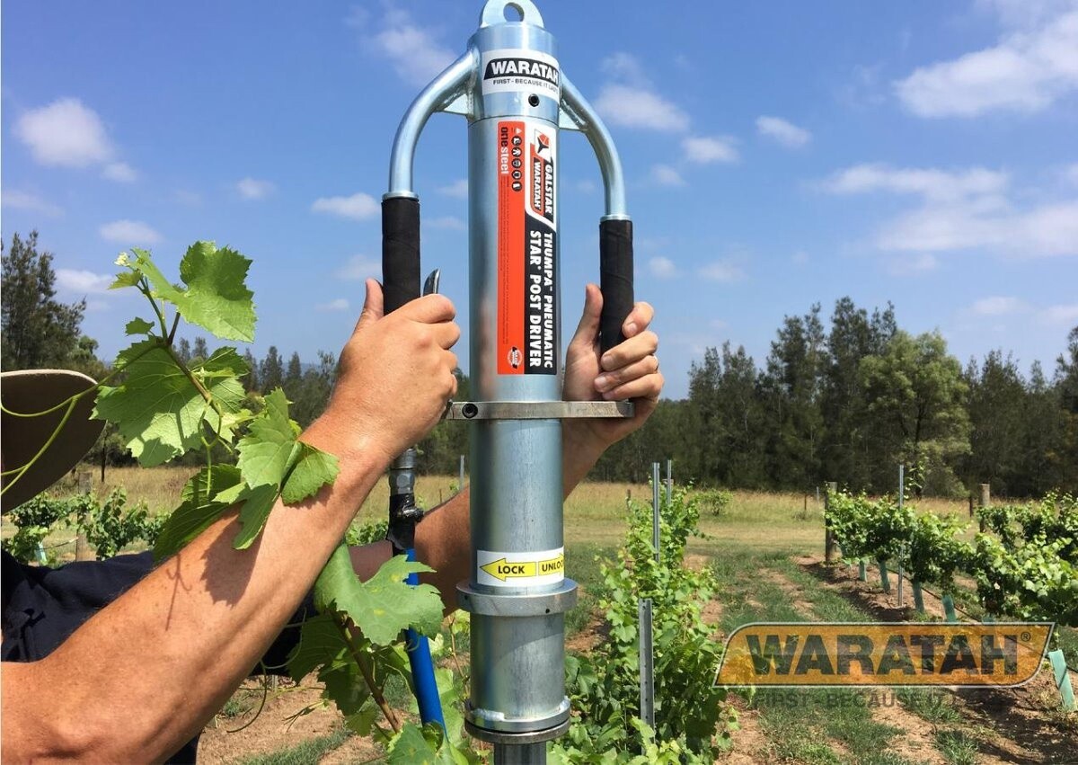 WARATAH THUMPA PNEUMATIC POST DRIVER