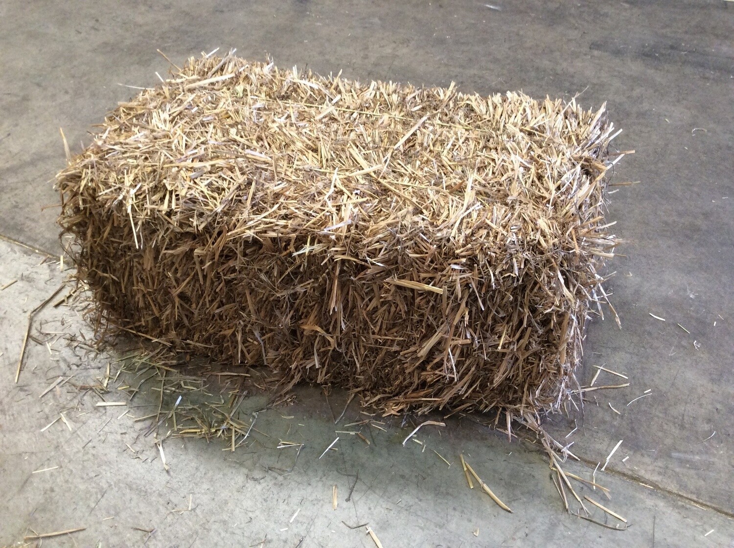 STRAW - PER BALE