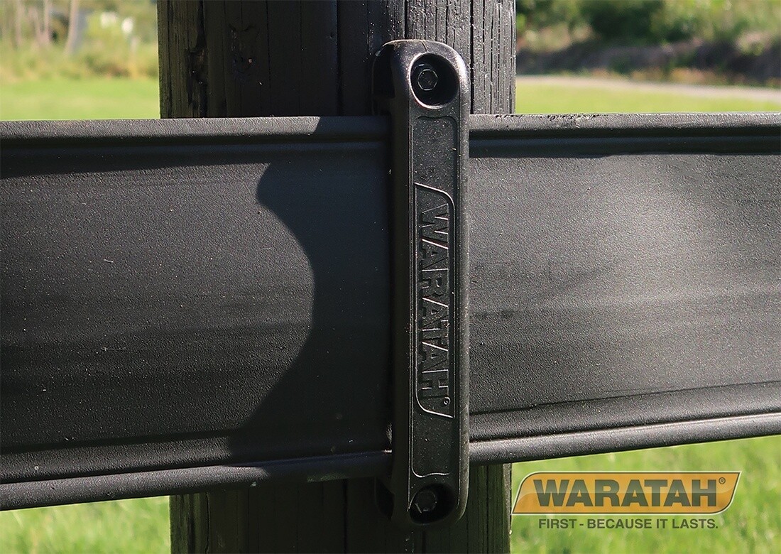 WARATAH FLEX RAIL ELECTRIC IN-LINE SIDE BRACKET BLACK EA