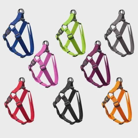 BAINBRIDGE NYLON STEP IN HARNESS MEDIUM BLACK