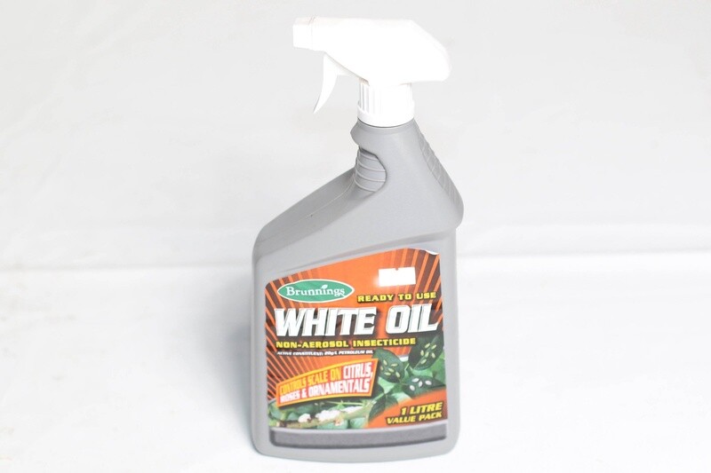 BRUNNINGS WHITE OIL 1L SPRAY PACK
