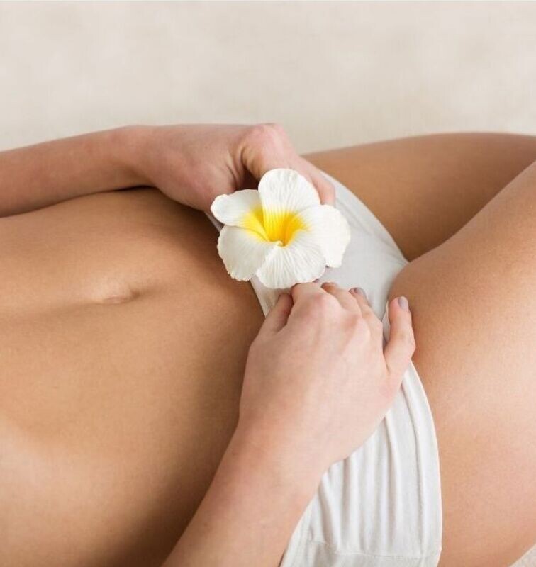 Epilation maillot intégral femme