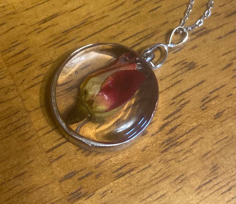 Memory pendant