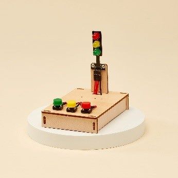 Alicorn DIY Wood STEM Kit, Traffic Light