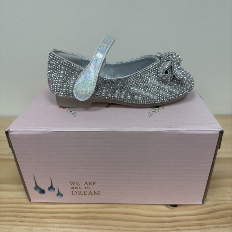 Ashlee Silver Pear Bow Flat