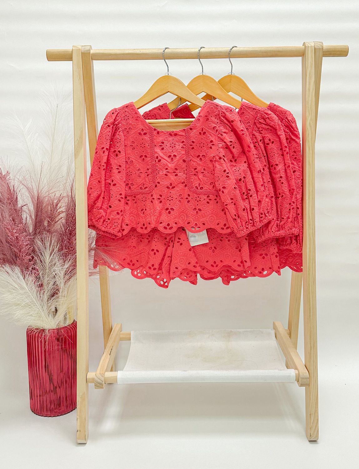 Strawberry Lace Set