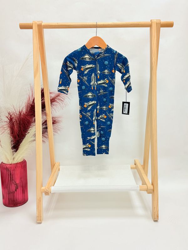 Deep in Orbit Convertible Sleeper