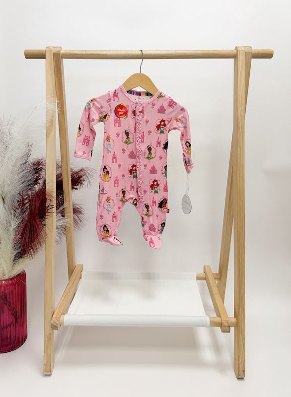 Royal Radiance Sleeper