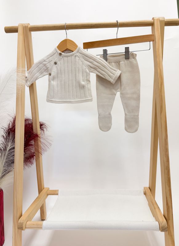 Carter Knit Layette Set