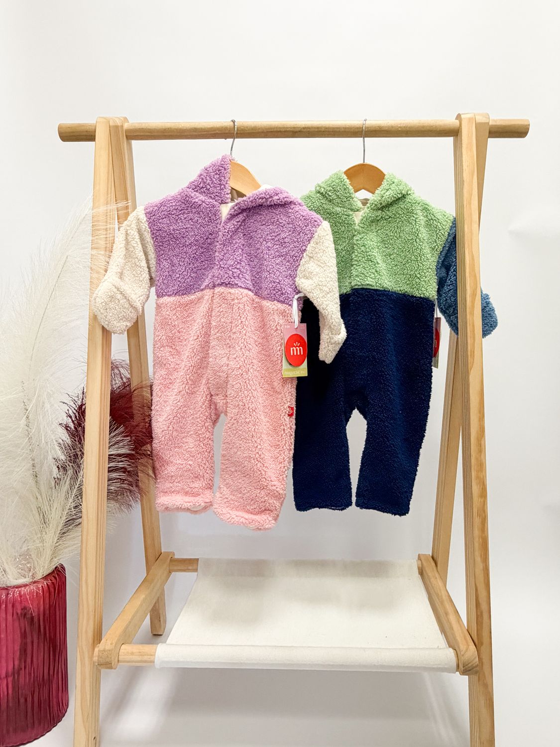 Colorblock Sherpa Pram