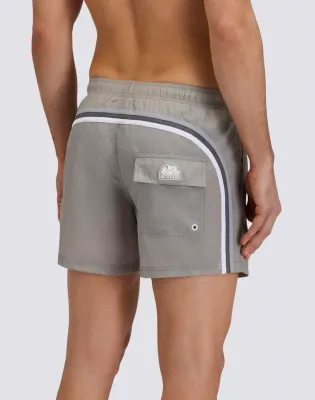SUNDEK MEN SHORT CRINKLED SWIM SHORTS WITH AN ELASTICATED WAISTBAND