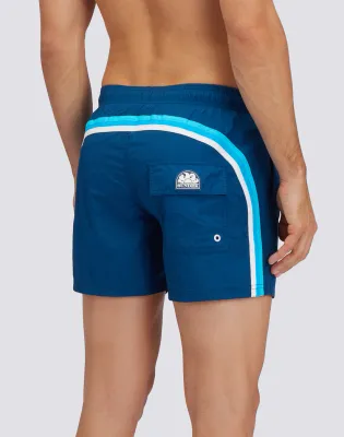 SUNDEK MEN SHORT CRINKLED SWIM SHORTS WITH AN ELASTICATED WAISTBAND