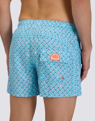 SUNDEK MEN REPREVE® ELASTICATED WAIST SHORT SWIMSHORTS WITH PENGUINS PRINT - LUNAR