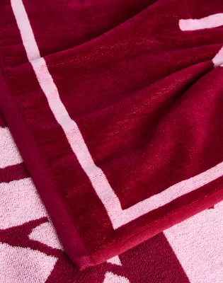SUNDEK MEN JACQUARD TERRY TOWEL WITH MAXI LOGO - DEEP SCARLET