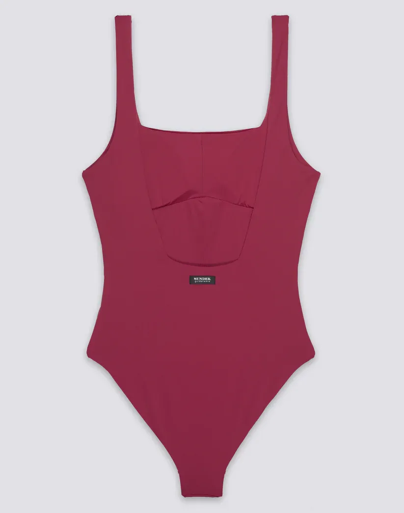 SUNDEK WOMEN'S  CHINA - ONE-PIECE SWIMSUIT WITH SQUARE NECKLINE AND DEEP BACK - DEEP SCARLET