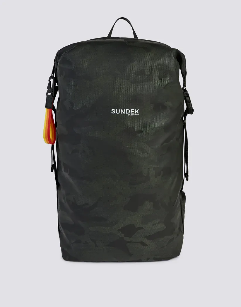 SUNDEK MEN CAMOU BACKPACK WITH ADJUSTABLE SHOULDER STRAP - DARK AR GREEN