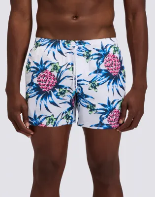 SUNDEK MEN'S SHORT SWIMSHORTS WITH ELASTIC WAIST IN REPREVE® RECYCLED POLYESTER WITH TROPIC DANCE PRINT - WHITE