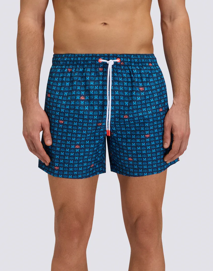 SUNDEK MEN'S SHORT SWIM TRUNKS WITH ELASTIC WAIST, REPREVE® RECYCLED POLYESTER WITH SUNCRAB PRINT - NAVY