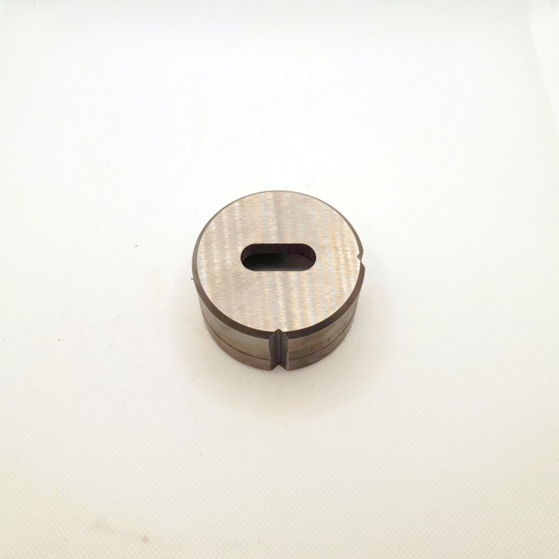 Oblong Die No. 9221