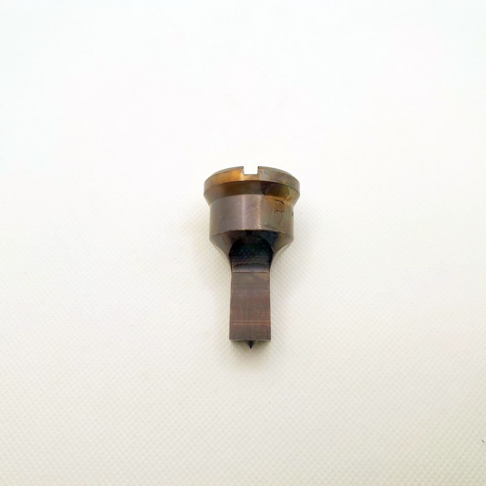 Square Punch No.4