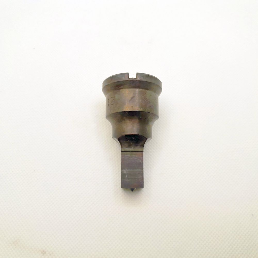 Square Punch No. 5