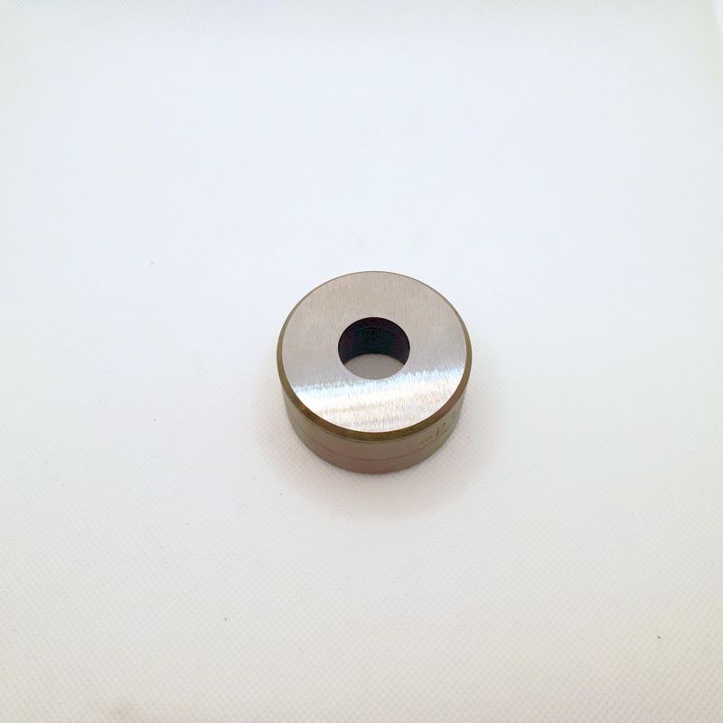 Round Die No. 3
