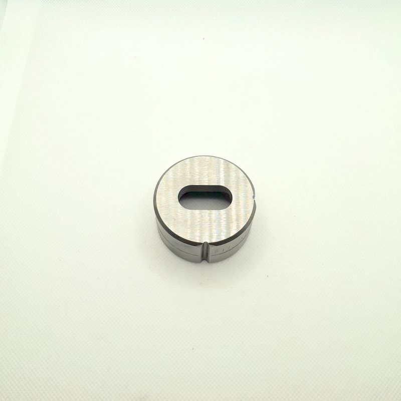 Oblong Die No. 5