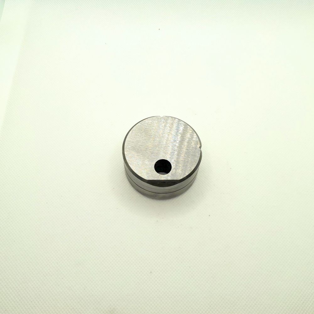 Ecc.-Round Die No. 5