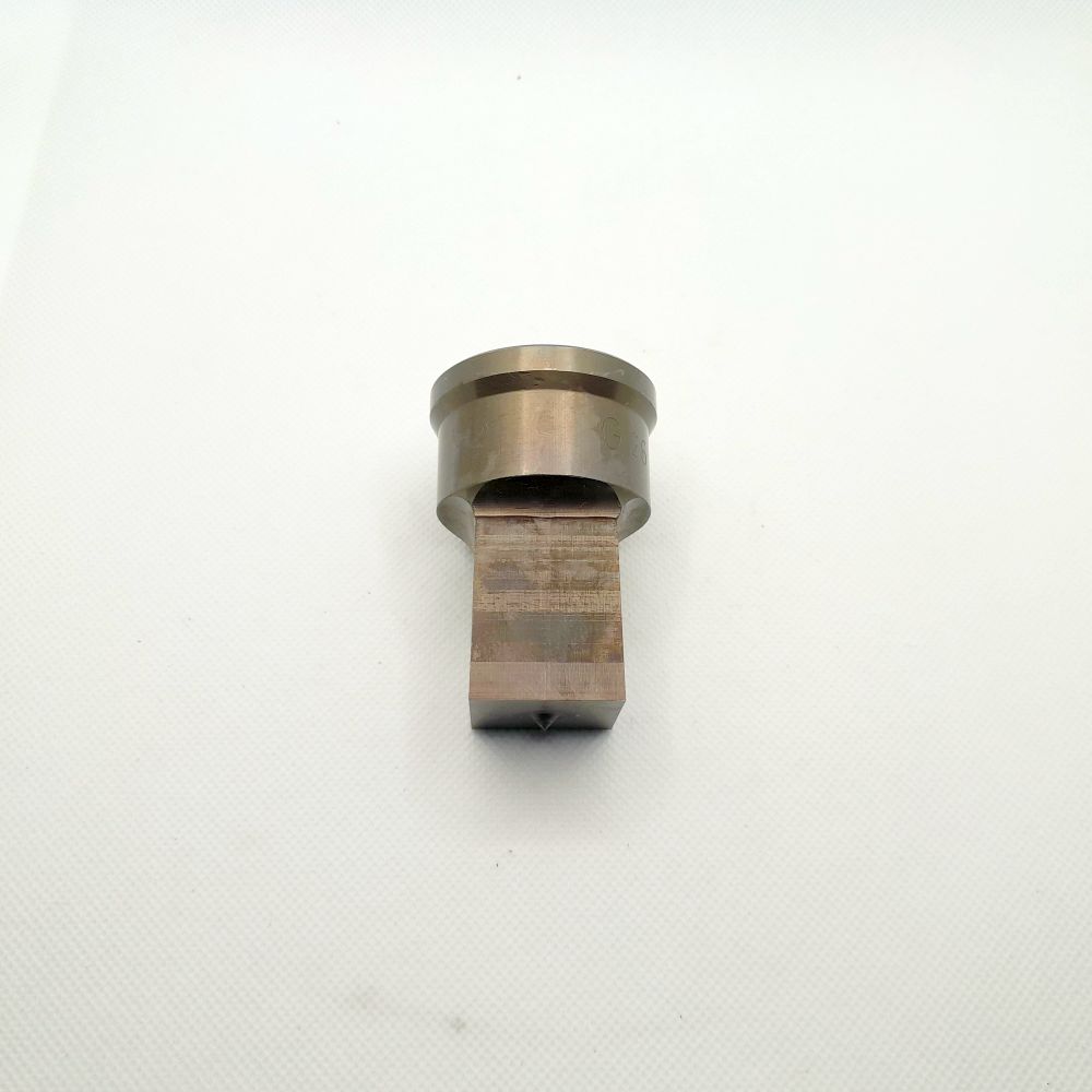 Square Punch No. 8/40