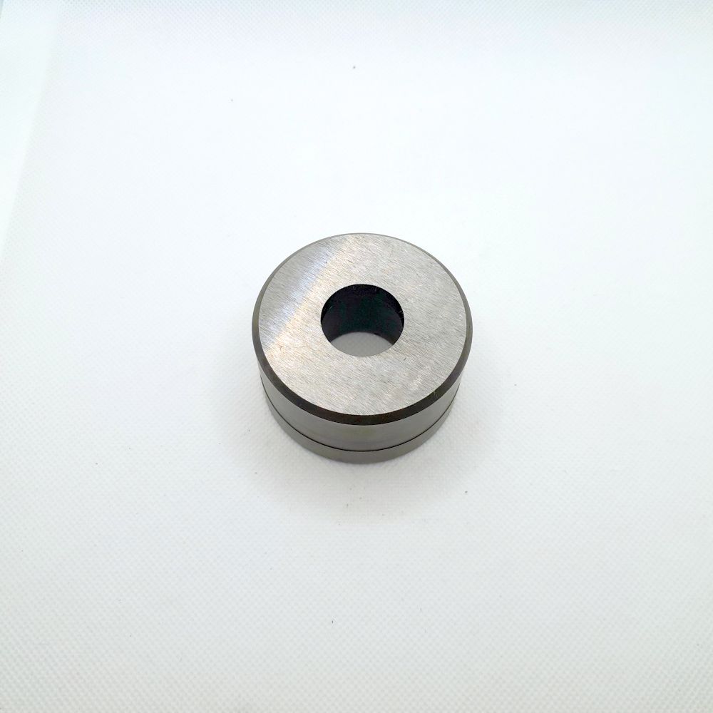 Round Die No. 8