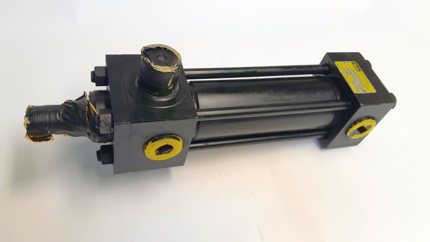 Hydraulic cylinder
