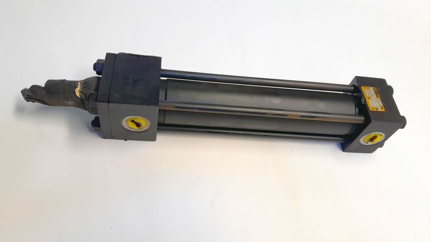 Hydraulic cylinder