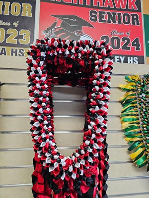 Graduation Lei "Plumeria"