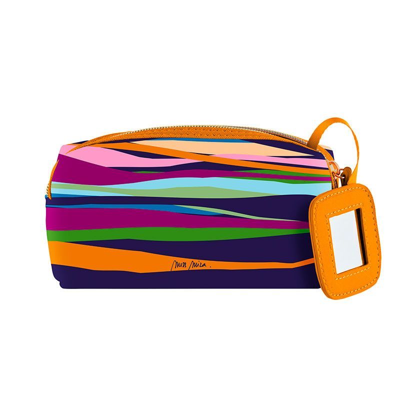 Trousse Derrière La Porte