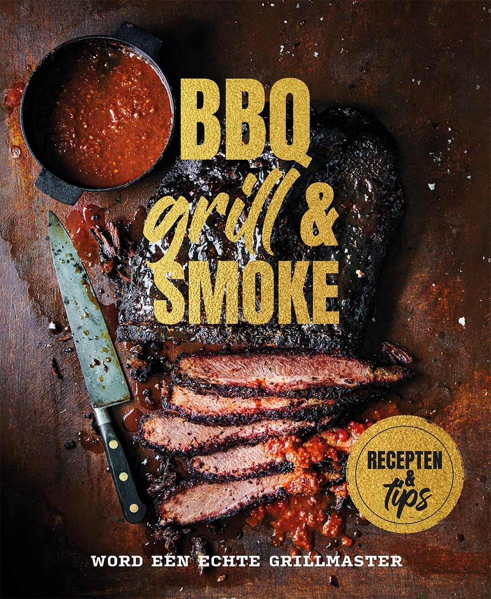 BBQ grill &amp; smoke