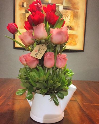 Tulipanes con Rosas