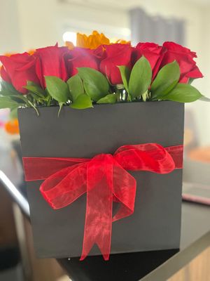 Suria - Girasol y Rosas