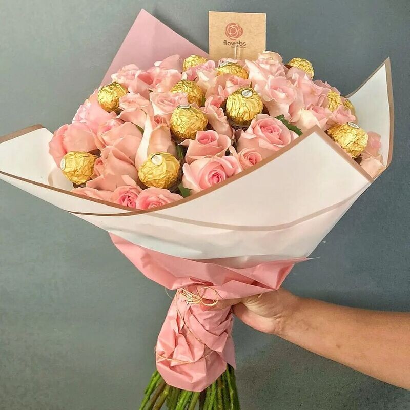 Hela - Rosas y Chocolates