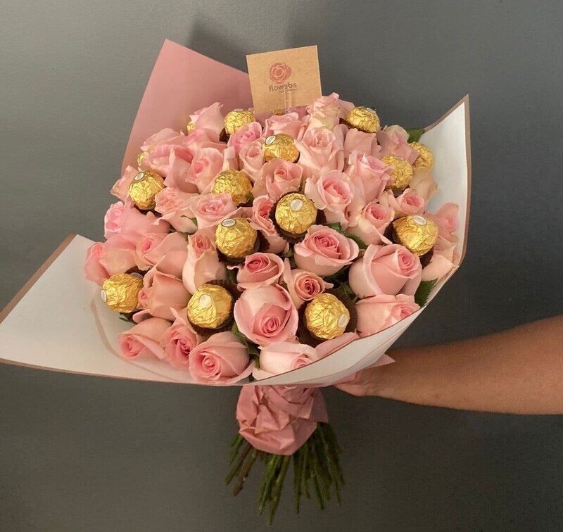Hela - Rosas y Chocolates