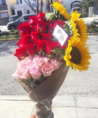 Bouquet Rosas y Girasoles