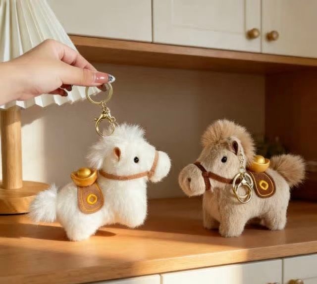 ​?✨【預購款】 2026 馬上有錢！超萌小馬掛飾（馬年限定）