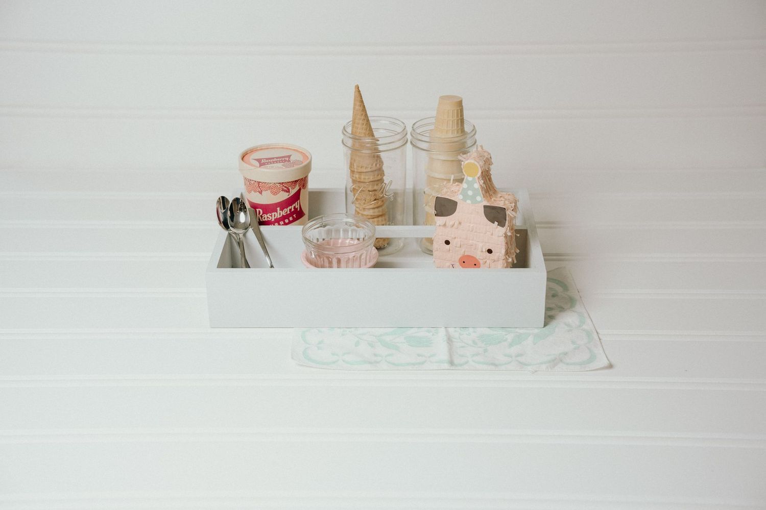 Strawberry Caddy